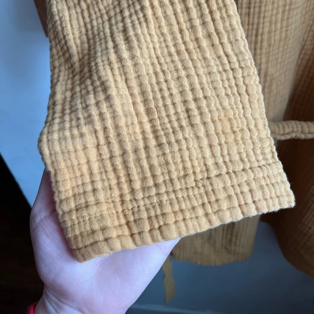 Parachute Robe - Picture 8 of 9